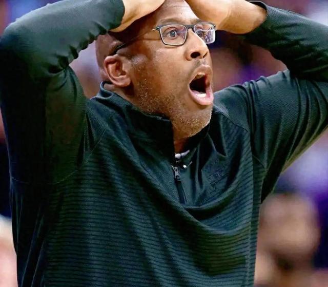 刃剑, 队的进攻变